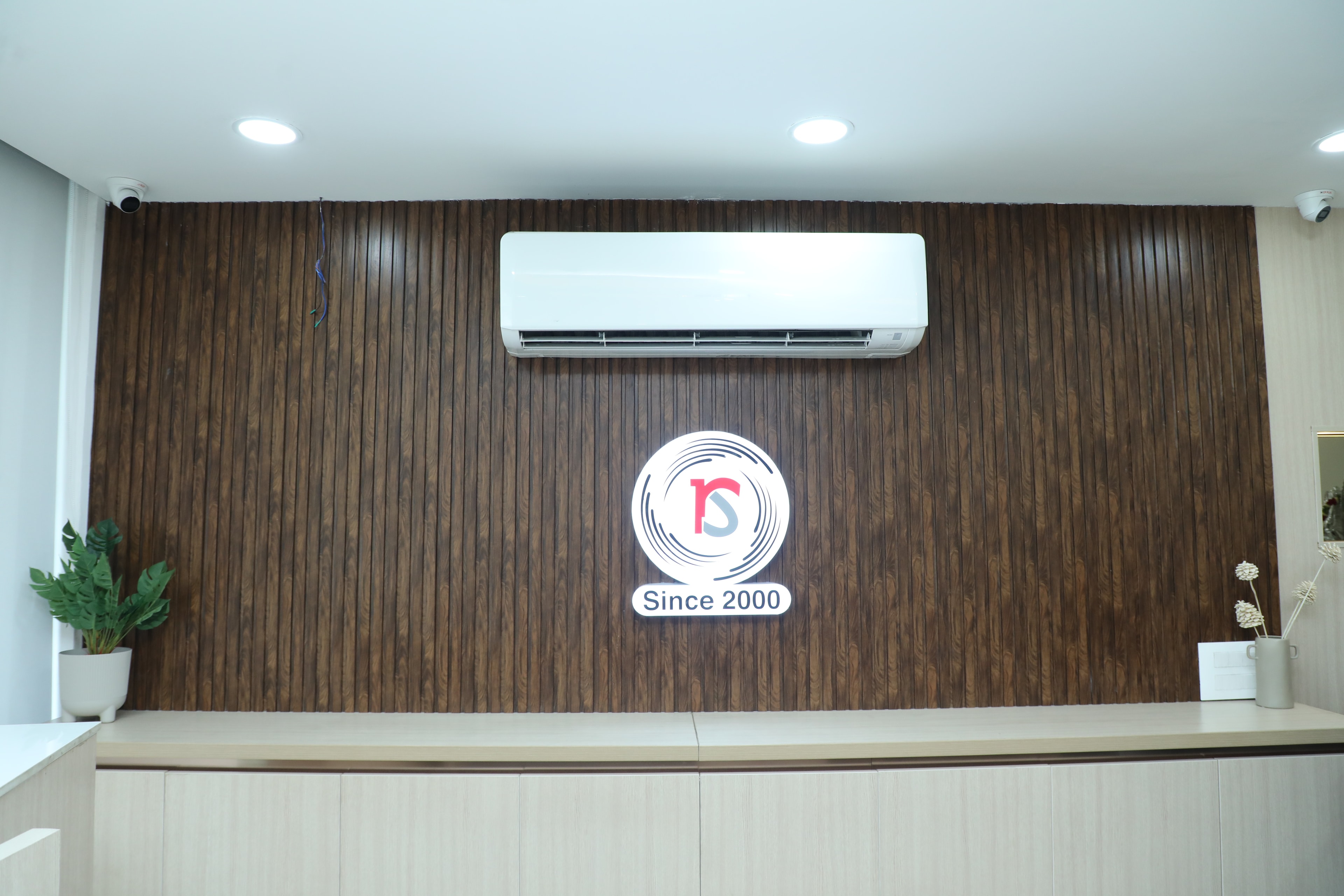 Raj Scans — diagnostic centre reception, OMR Chennai